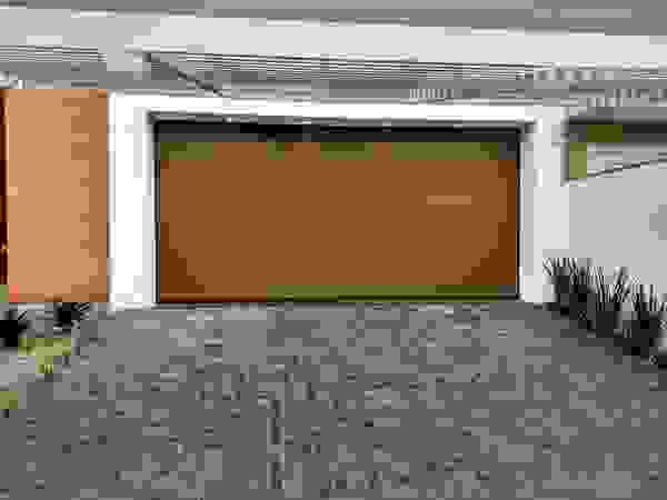 Cattani Portões Garage Doors Iron/Steel Wood effect
