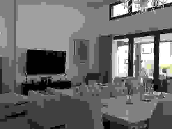 MONARQ Arquitectura Їдальня