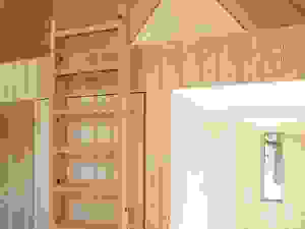 Green Living Ltd Коридор Масив