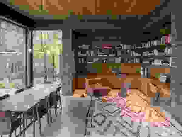 Green Living Ltd Modern dining room