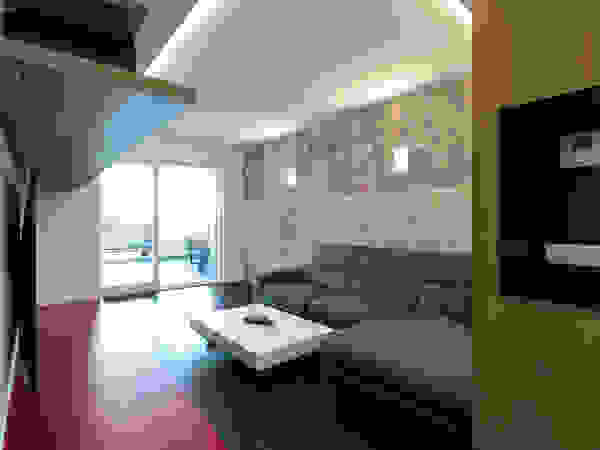 Lemayr Thomas Living roomStorage