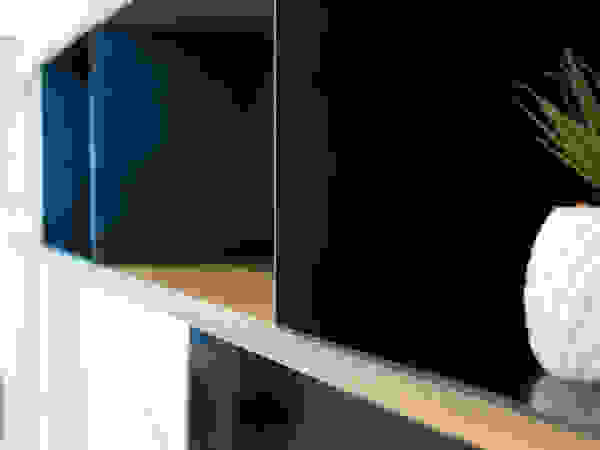 Lemayr Thomas Living roomStorage