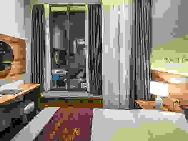 CÔNG TY THIẾT KẾ NHÀ ĐẸP SANG TRỌNG CEEB Modern Bedroom