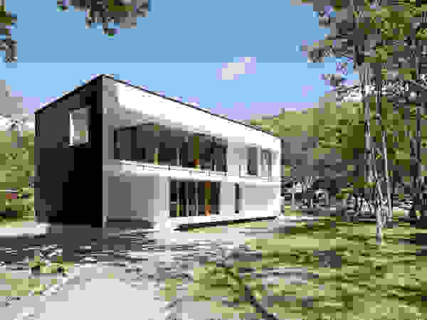 atelier137 ARCHITECTURAL DESIGN OFFICE Scandinavian style houses Glass White