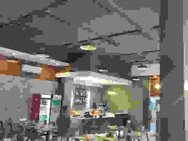 MasAcoustics Modern Dining Room