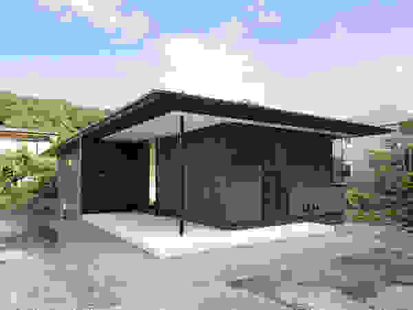 atelier137 ARCHITECTURAL DESIGN OFFICE Single family home Grey