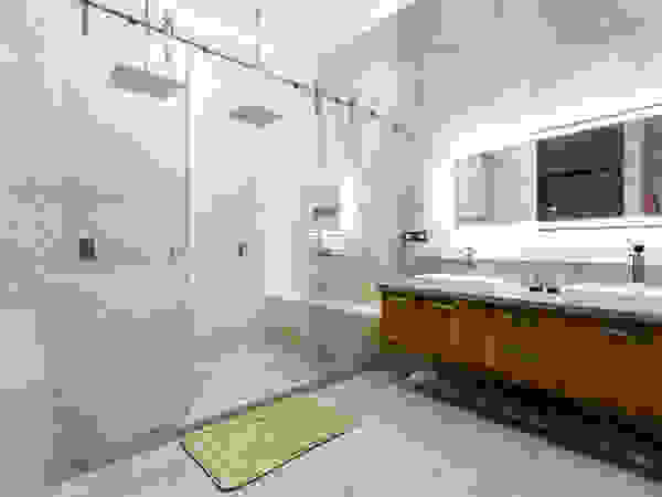 SANTIAGO PARDO ARQUITECTO Modern Bathroom