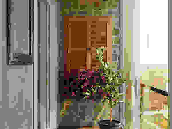 Artichok Design Balcony Sandstone Brown