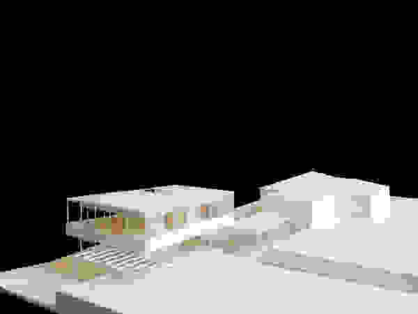 Plantea Estudio Mediterranean style house