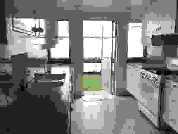 Unio Studio Dapur kecil