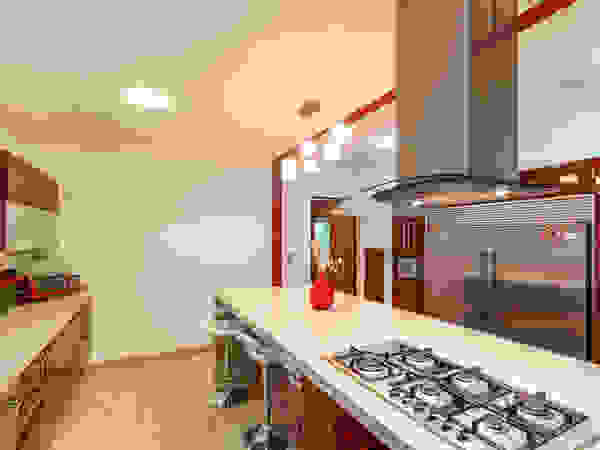 SANTIAGO PARDO ARQUITECTO Modern Kitchen