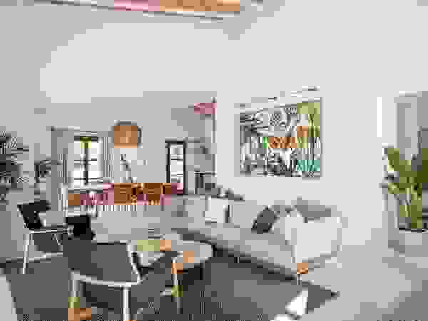 Bloomint design Mediterranean style living room