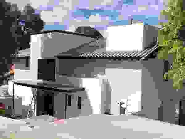 Arquitecto Rafael Viana Balbi - CDMX + Rio de Janeiro Country house Bricks Black