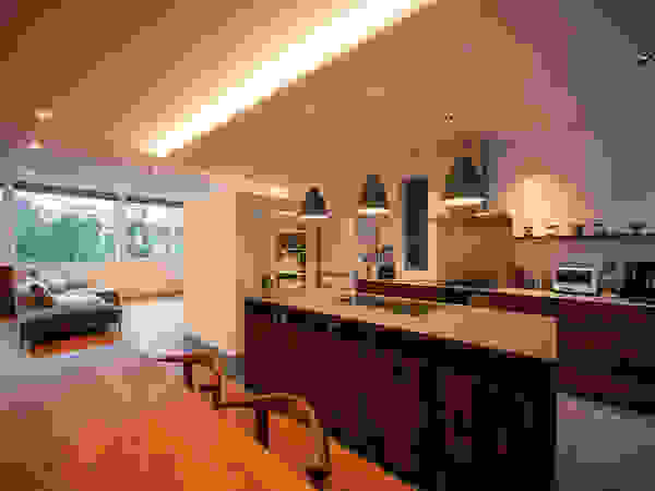 株式会社seki.design Modern dining room