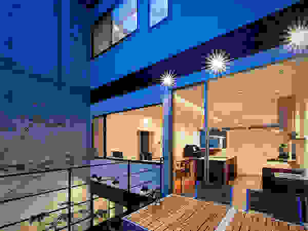 株式会社seki.design Modern balcony, veranda & terrace