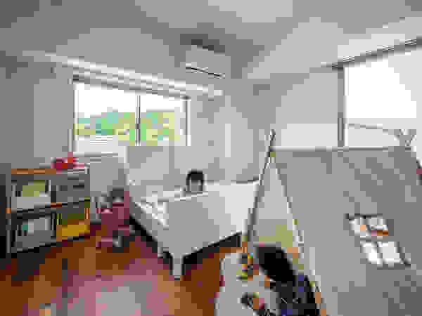 株式会社seki.design Modern nursery/kids room