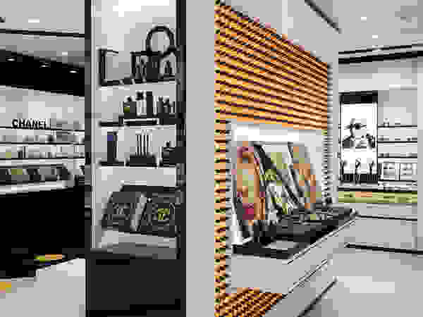 Kroma Photo Office spaces & stores
