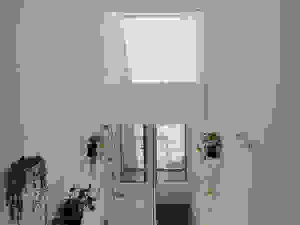 another APARTMENT LTD. / アナザーアパートメント Moderne woonkamers