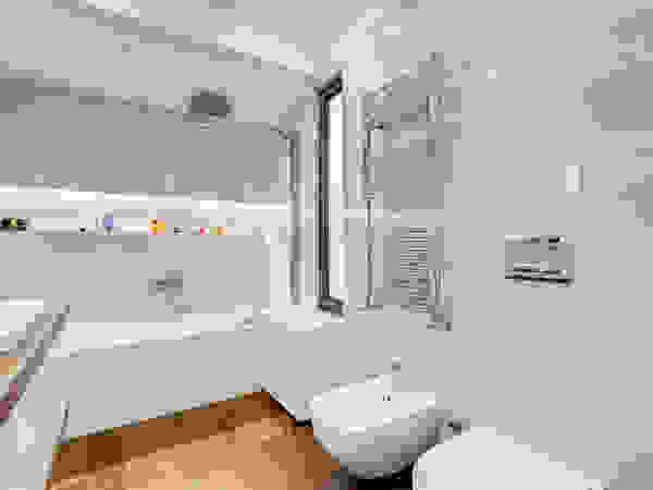 EF_Archidesign Modern Bathroom