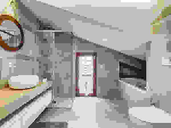 EF_Archidesign Modern Bathroom