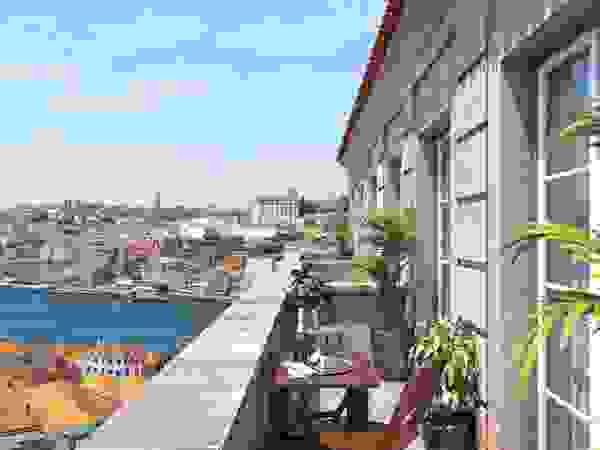 Propriété Générale International Real Estate Balcony