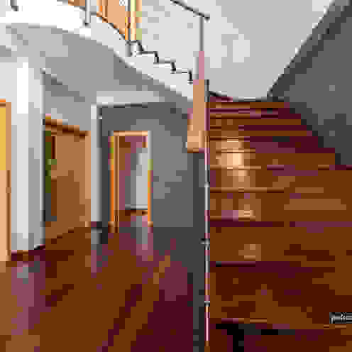 homify Modern corridor, hallway & stairs