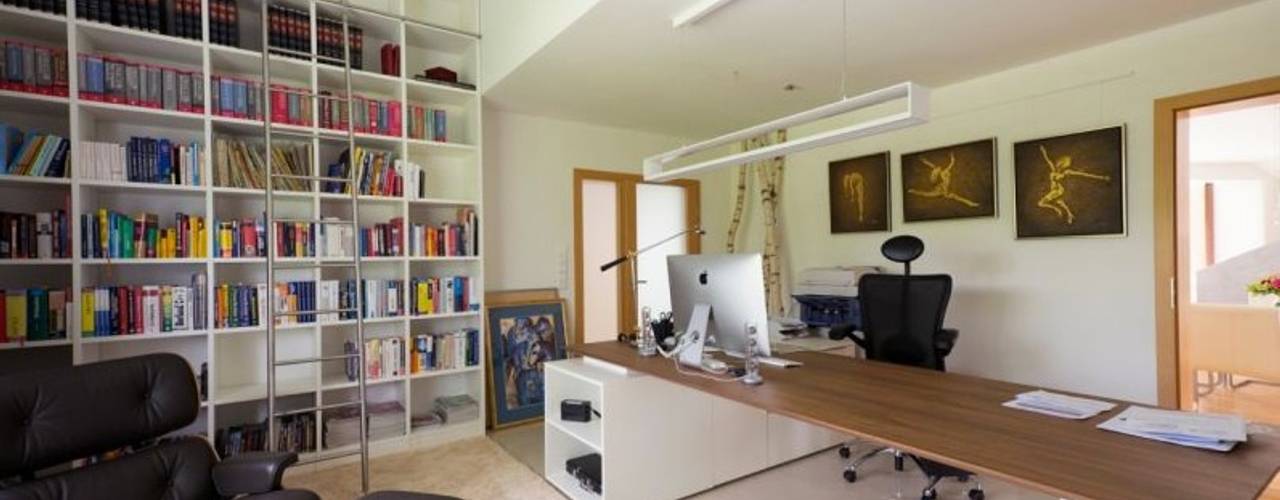 Home Office - exklusive Ausstattung - u.a. mit VITRA , tRÄUME - Ideen Raum geben tRÄUME - Ideen Raum geben Modern study/office