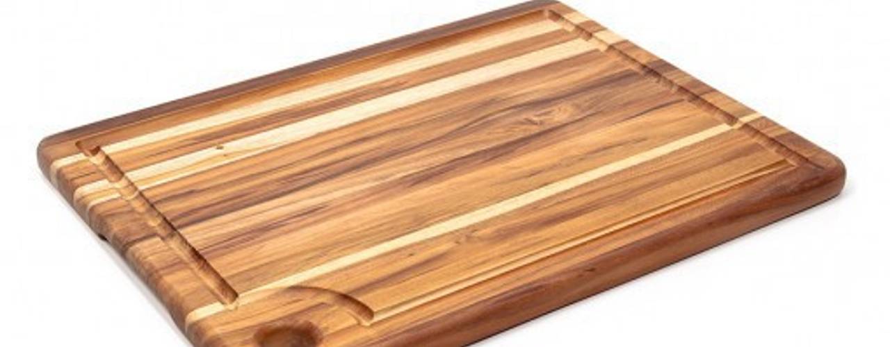 Teakholz-Schneidebrett N°517, BETTERWOOD BETTERWOOD Nhà bếp phong cách Địa Trung Hải