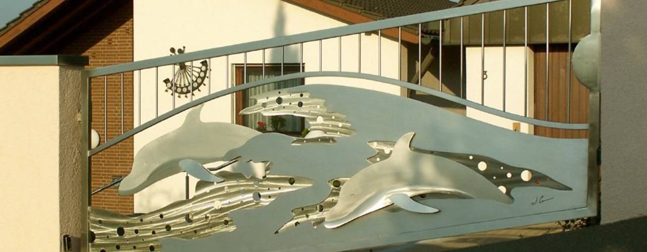 Stainless Steel Gate Design "the Perfect Wave" Series, Edelstahl Atelier Crouse: Edelstahl Atelier Crouse: Modern Bahçe