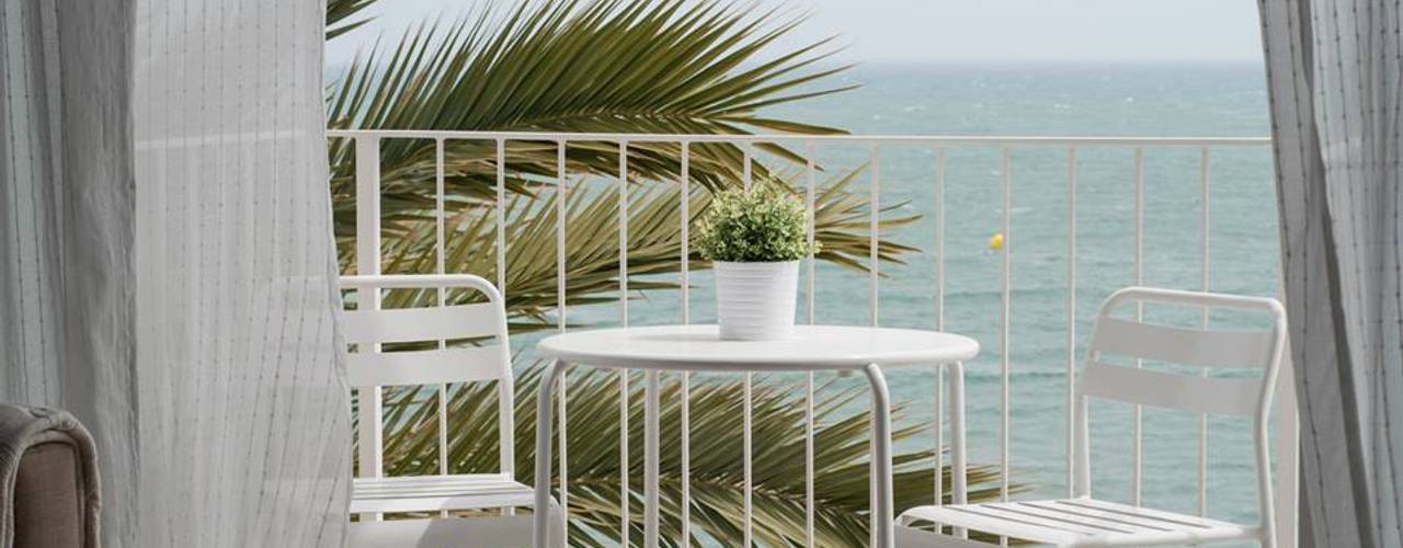 homify Mediterraner Balkon, Veranda & Terrasse