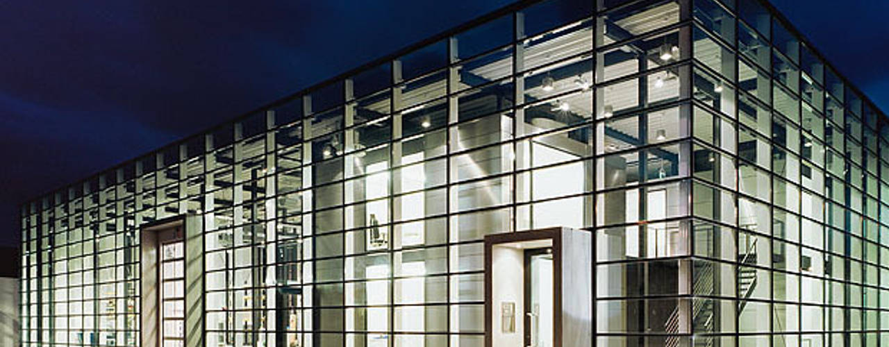 Unternehmensgebäue in Freiburg/Br., IONDESIGN GmbH IONDESIGN GmbH Espacios comerciales