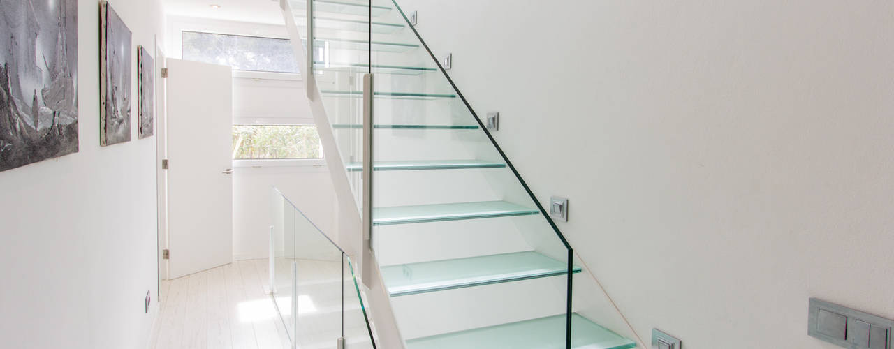 VILLA EN MENORCA , Home Deco Decoración Home Deco Decoración Minimalist corridor, hallway & stairs