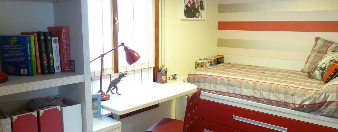 Una habitación juvenil para un joven gran seguidor del Athletic de Bilbao, Dec&You Dec&You Cuartos infantiles de estilo moderno