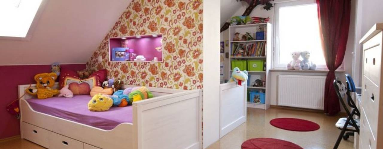 Kinderzimmer für zwei Geschwister , tRÄUME - Ideen Raum geben tRÄUME - Ideen Raum geben Cuartos infantiles de estilo clásico