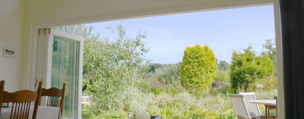 House by the Woods, St Andrews, Fife Architects Fife Architects Country style kitchen