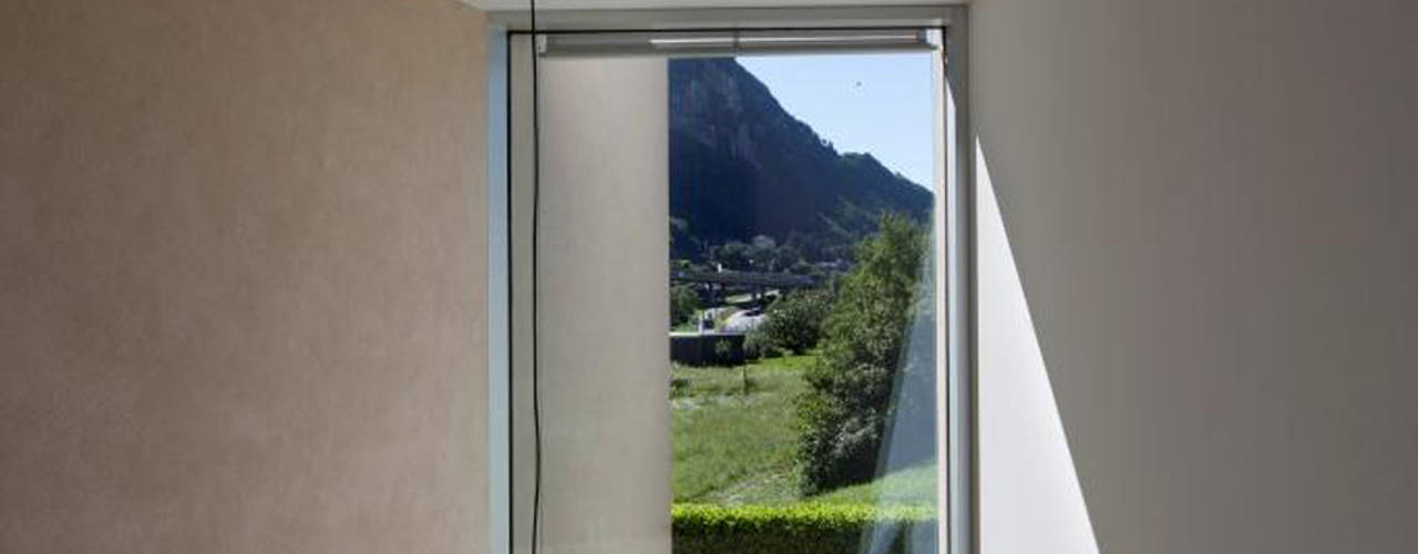 Casa a Riva S. Vitale, Studio d'arch. Gianluca Martinelli Studio d'arch. Gianluca Martinelli Couloir, entrée, escaliers modernes