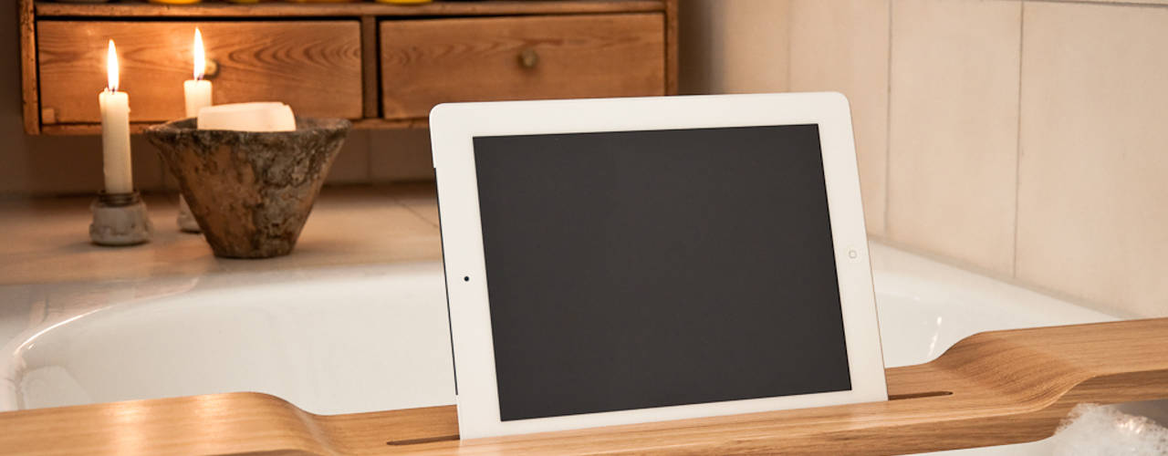 iPad Halterung für die Badewanne oder Sessel, trimborn & eich trimborn & eich Casas modernas