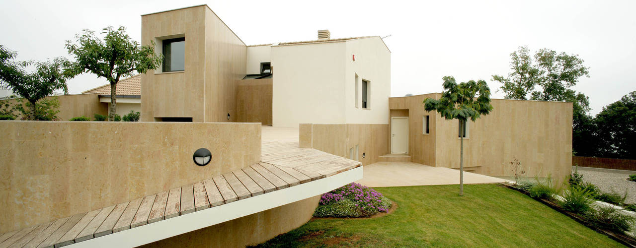 Promenade House in Caselles, MIAS Architects MIAS Architects Casas modernas