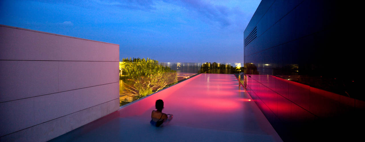 Casa Sevilla, MARIO COREA ARQUITECTURA MARIO COREA ARQUITECTURA Bể bơi: Thiết kế nội thất · bố trí · Ảnh