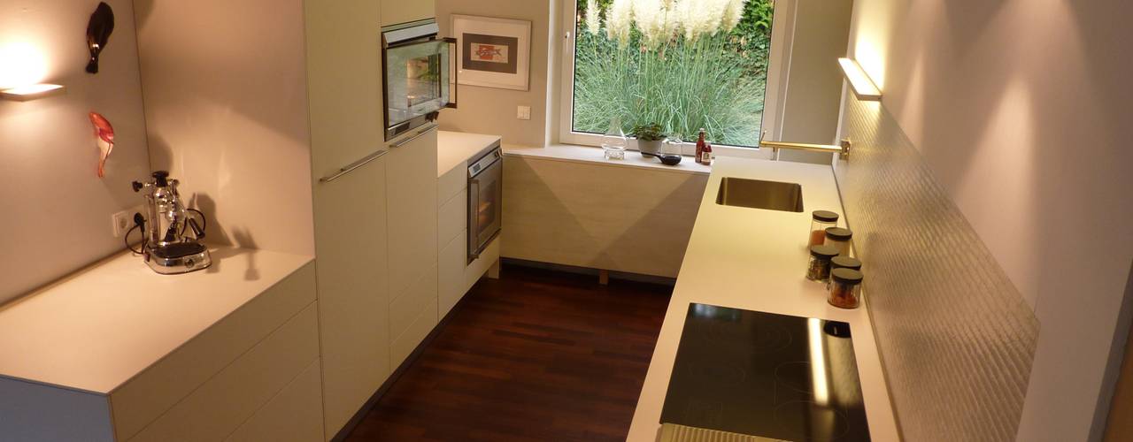 Küche mit Fliesenspiegel, neue innenarchitektur neue innenarchitektur 現代廚房設計點子、靈感&圖片