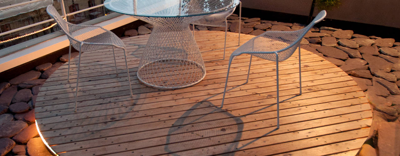 Southbank, London, Urban Roof Gardens Urban Roof Gardens Balcone, Veranda & Terrazza in stile moderno