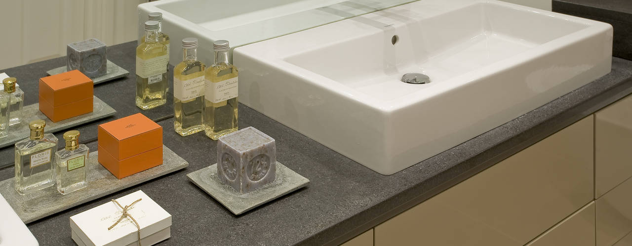 Westminster, LEIVARS LEIVARS 現代浴室設計點子、靈感&圖片