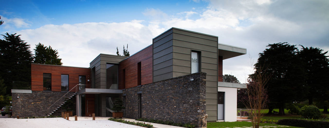 Garden House Set in Lush 3 Acre Site Within Area Of Townscape Character, Des Ewing Residential Architects Des Ewing Residential Architects Casas modernas