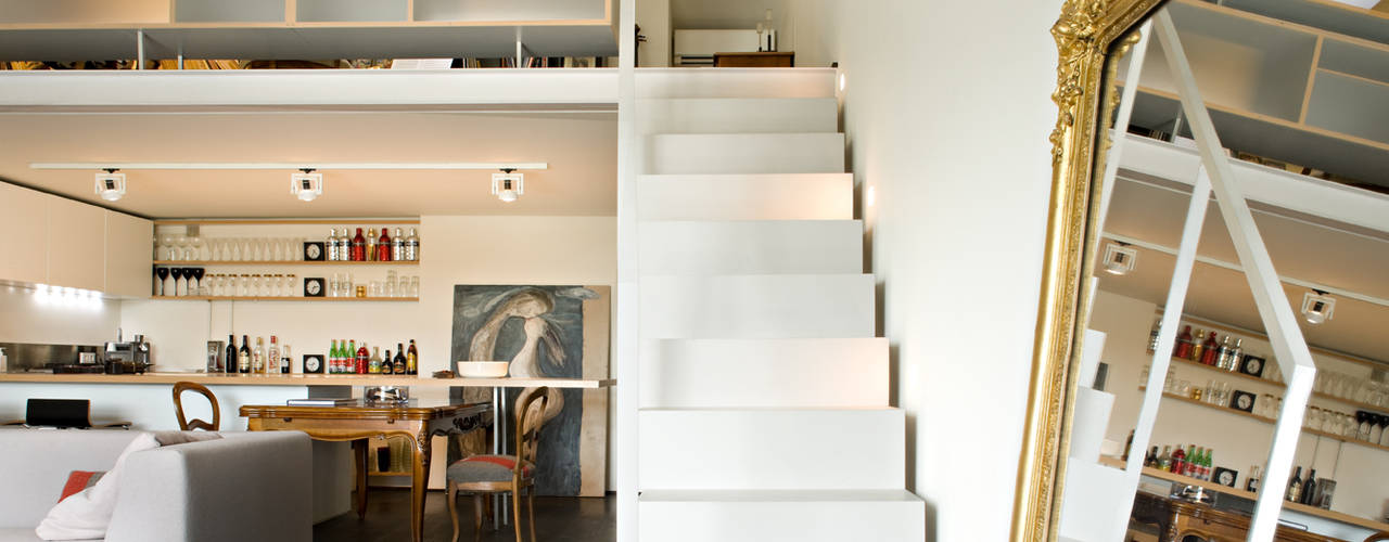 Staircase in the apartment guests - private villa, Ni.va. Srl Ni.va. Srl Pasillos, vestíbulos y escaleras de estilo moderno Metal