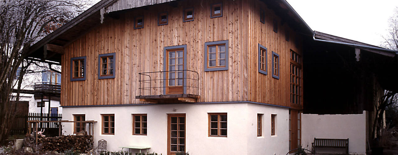 Scheunenausbau in Antwort/Chiemgau, Gabriele Riesner Architektin Gabriele Riesner Architektin Rustic style houses