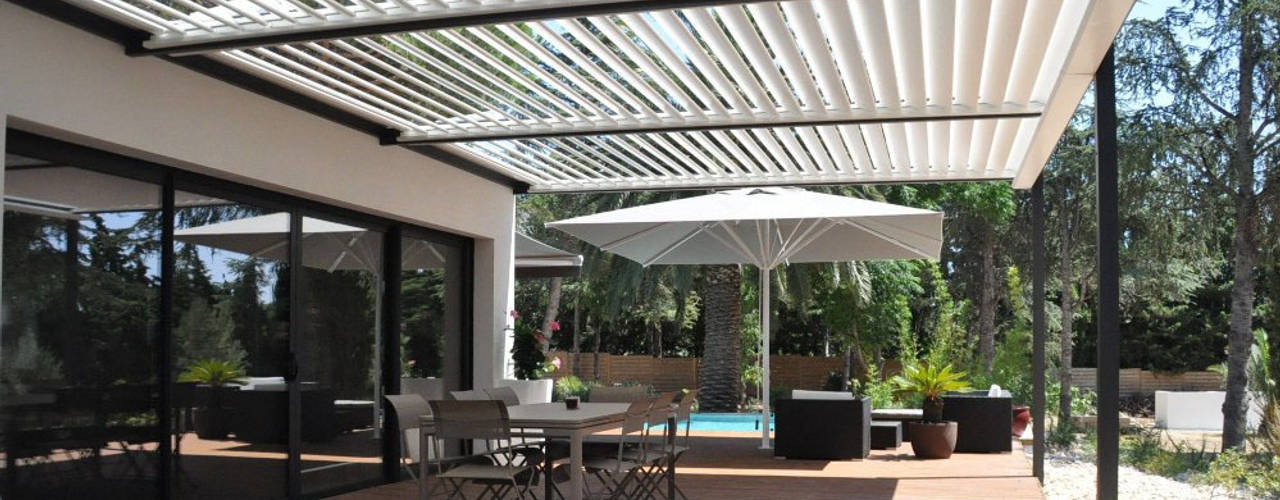 The BIOCLIMATIC Pergola by SOLISYSTEME, SOLISYSTEME SOLISYSTEME Techos inclinados