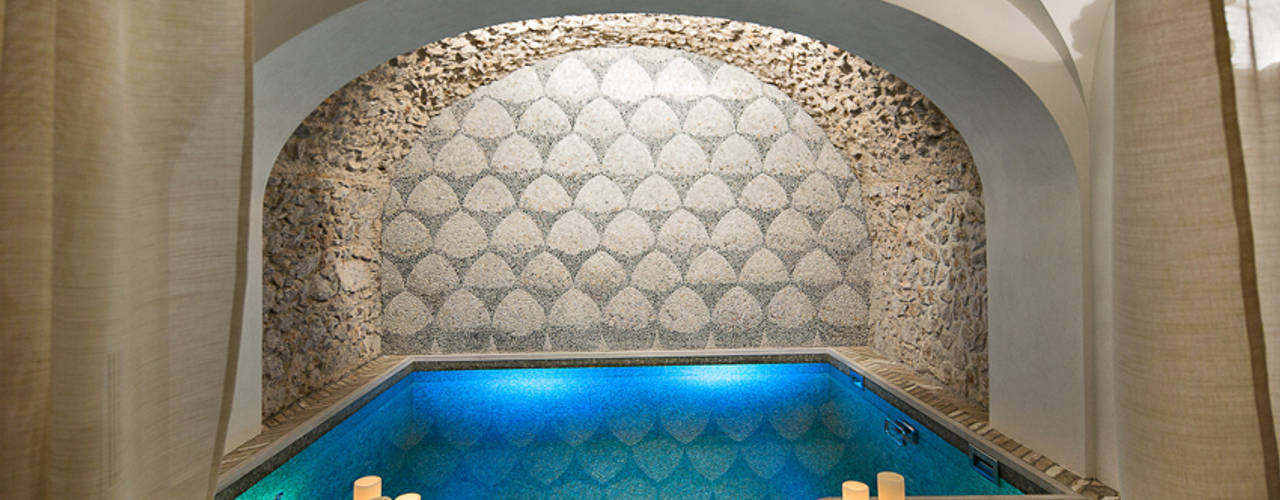 Piscina coperta di Casa del Vescovo, Francesco Della Femina Francesco Della Femina Mediterranean style pool