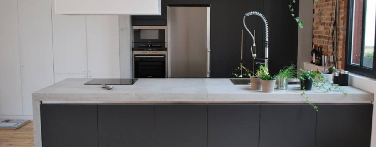Raw Concrete Loft Kitchen, Concrete LCDA Concrete LCDA Кухня в стиле модерн Бетон