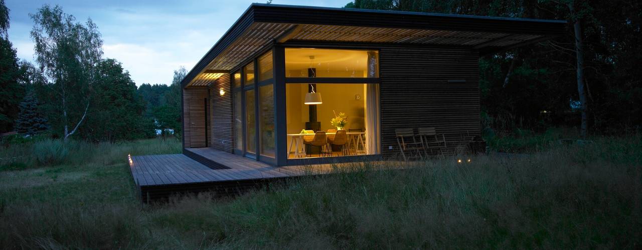 Minimalistisches Sommerhaus mit viel Potenzial, SOMMERHAUS PIU - YES WE WOOD SOMMERHAUS PIU - YES WE WOOD Prefabricated home Wood Wood effect