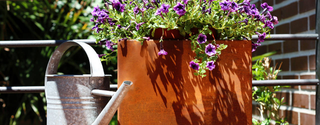 Design pots in Corten Steel, CLASS MANUFACTURING SA CLASS MANUFACTURING SA Tuin